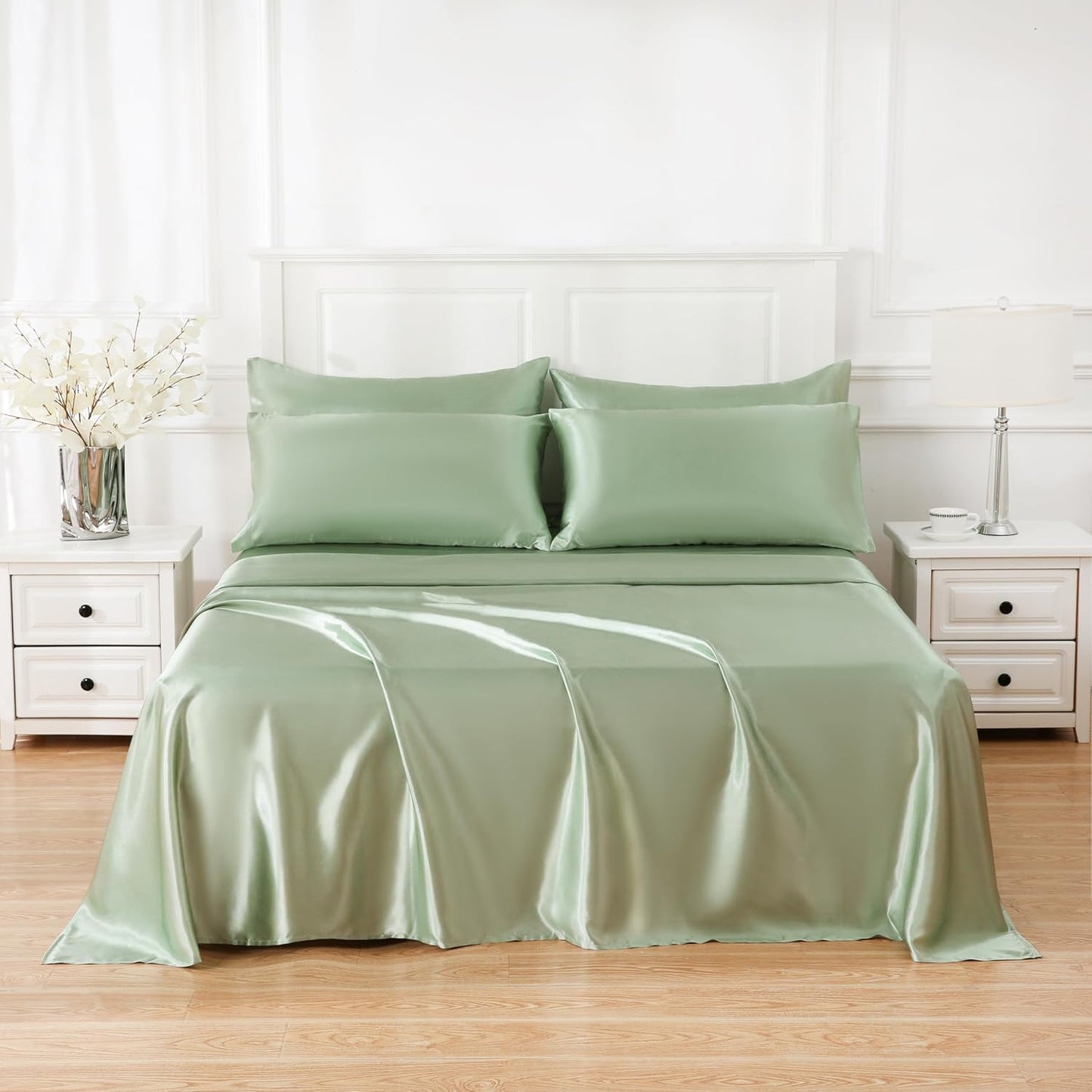 4 Piece Luxury Satin Bed Sheets Set with Pillowcases - Ultra Soft & Silky, Hypoallergenic
